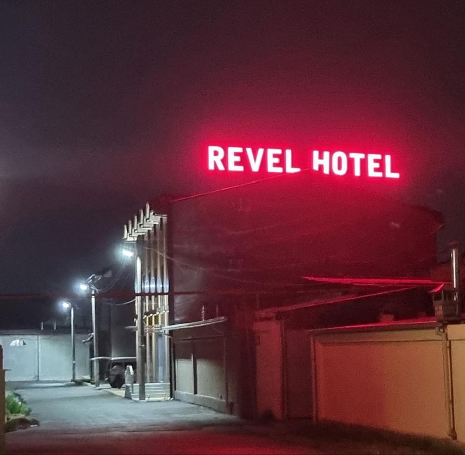 Revel Hotel Taskent Exterior foto